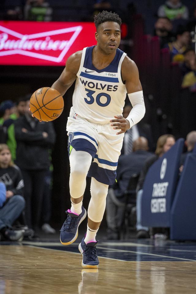 清晨明尼苏达森林狼备战葡超;再遭质疑细节曝光;管理层满意;阵容厚度经受考验的简单介绍 清晨明尼苏达森林狼备战葡超;再遭质疑细节曝光;管理层满意;阵容厚度经受考验的简单介绍